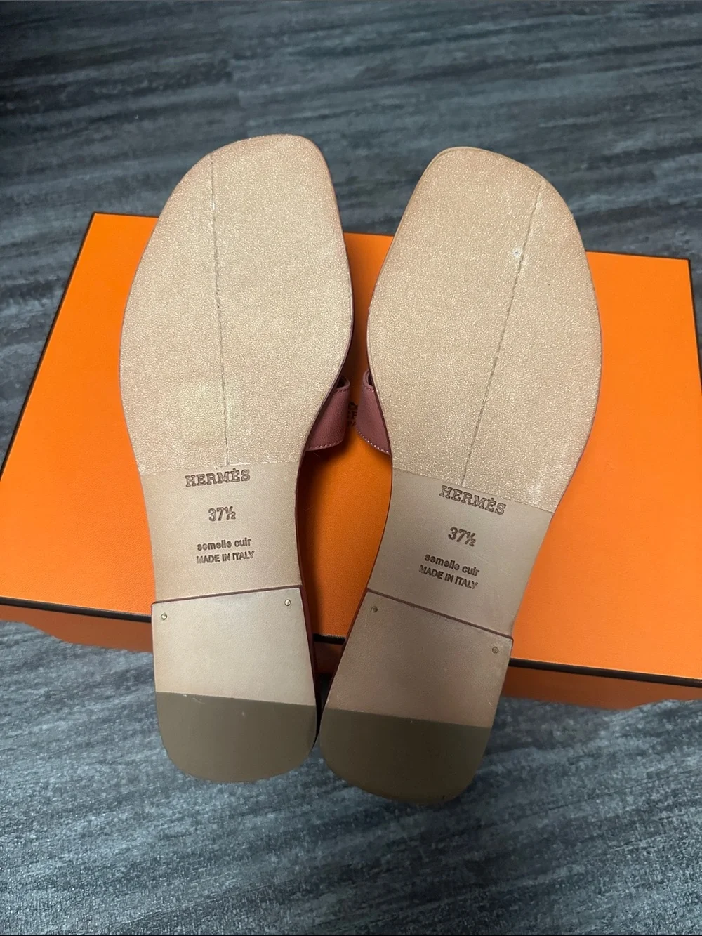 Hermes Rose Leather H‑Cut Slide Sandals